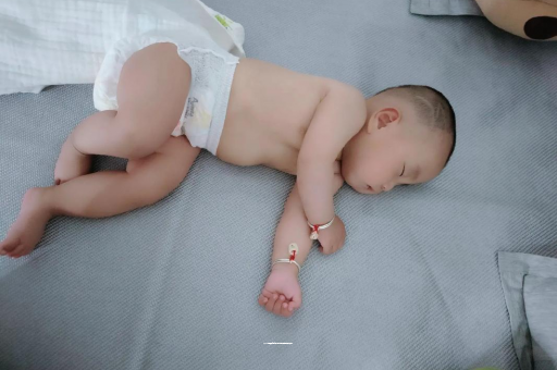 简阳宝宝呼吸道感染发烧